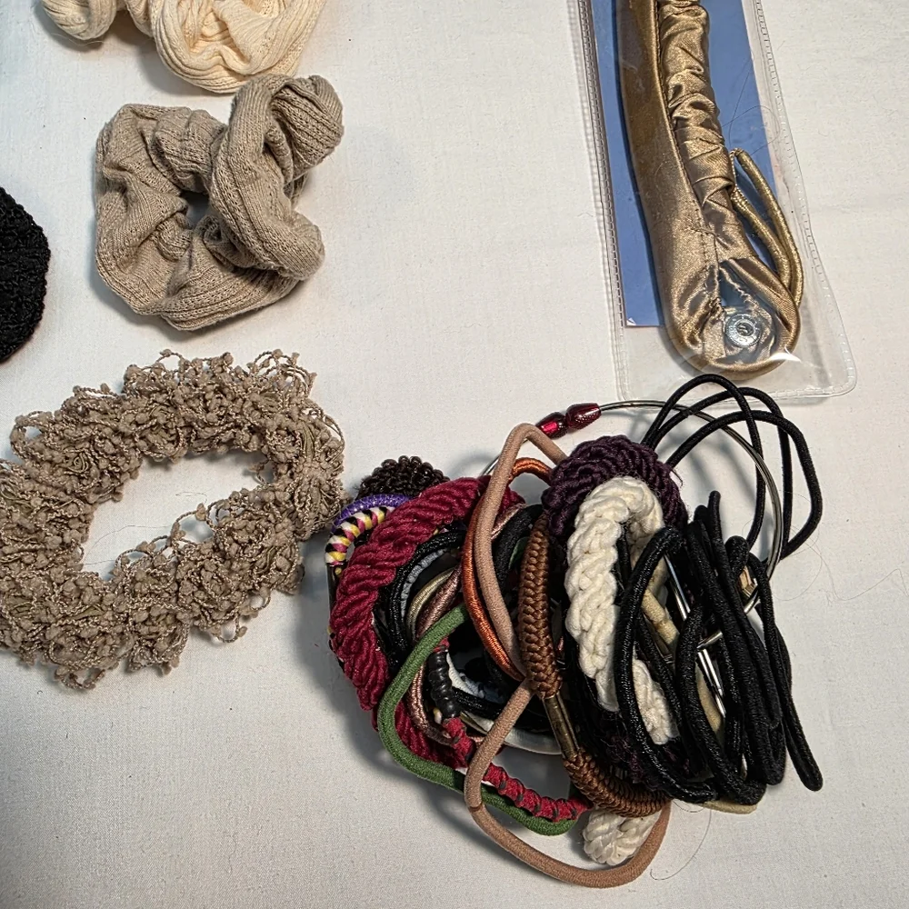 Scunci and Goody Hair Accessories Vintage Collection In Black Cream Brown Green